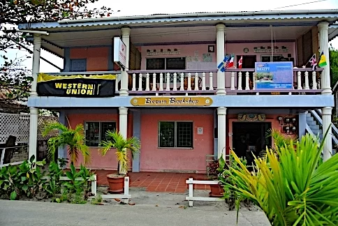 Bequia-town-bookstore